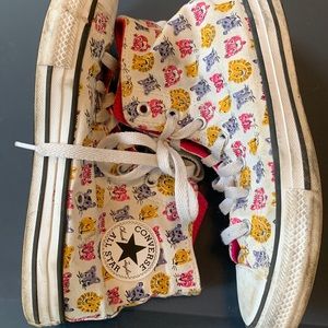 Girls size 3 Hi Top Converse